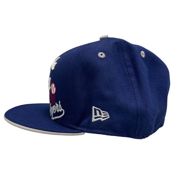 NEW ERA • Los Angeles Dodgers Big Script Royal Blue Fitted Baseball Hat - Picture 3 of 10